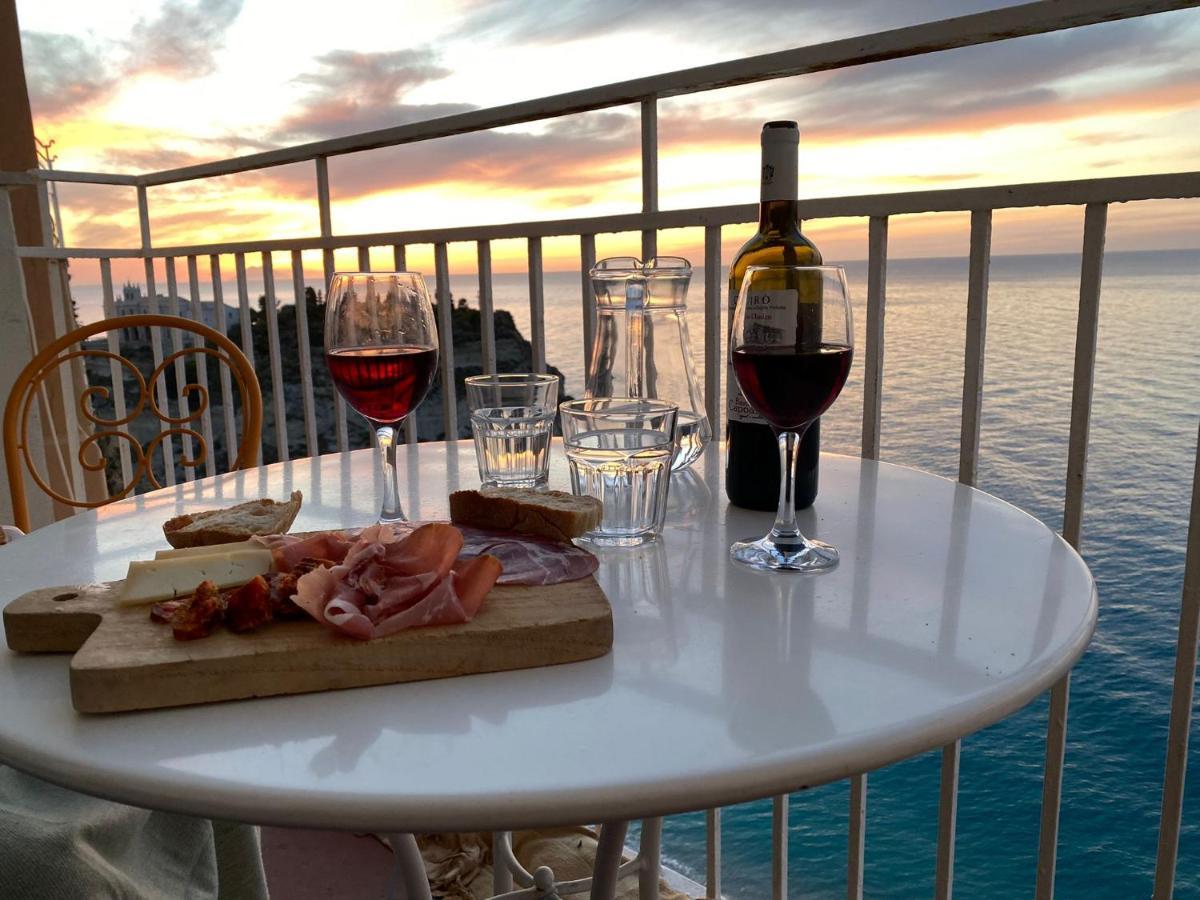 Isola Bella Sea-View Apartment Tropea Zewnętrze zdjęcie